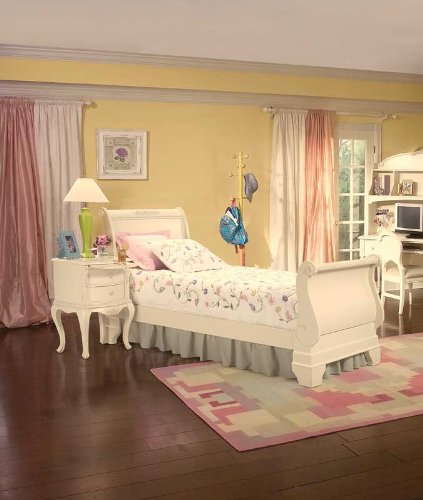 American Woodcrafters Cheri Twin Size Sleigh Bedroom Set