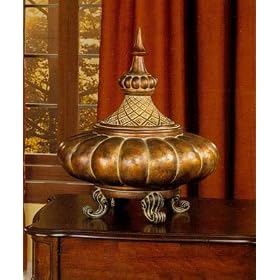 Poly Vase With Lid