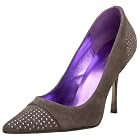 GUESS Carlile Pump With Studs