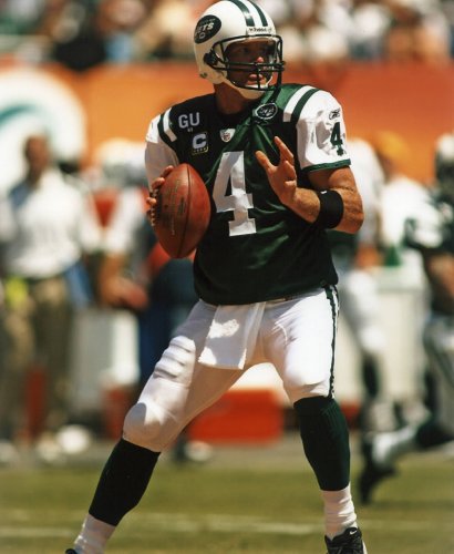 BRETT FAVRE NEW YORK JETS 8X10 SPORTS ACTION PHOTO (F)