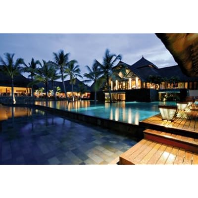 Cool Hotels Beach Resorts [Paperback]