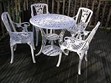6pc Cast Aluminium Garden Furniture Set Round 90cm table Antique White, 4 Carver Armchairs and Matching Parasol Base.