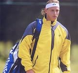 在庫限り半額セール!YONEX(ヨネックス)【Uni 裏地付 ウィンドウォーマーシャツ TW7539イエローM】テニスウェア