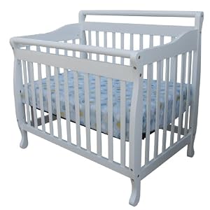 What Sleeping Option is Best for Your Newborn? Dream On Me 3 In 1 Portable Convertible Crib