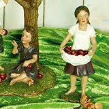 Eigenschaften AFB  / Mädchen stehend