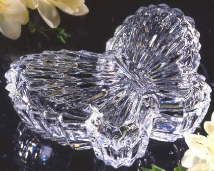 LAMPS BEAUTIFUL Handcrafted Crystal Butterfly Trinket Box--Excellent customer service--see our feedback.
