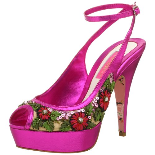 Betsey Johnsons Women's Fabi Sandal