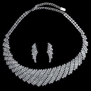 Rhinestone Wedding Necklace Sets for Enhancing Look