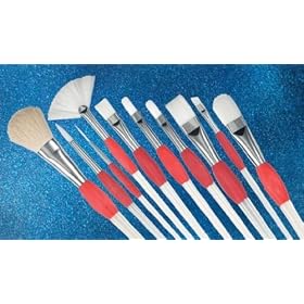 WHITE SYNTH OVAL WASH BRUSH by Alvin