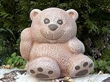 Eigenschaften Tiefes Kunsthandwerk GbR  / Steinfigur Tierfigur Bär Teddy terracotta