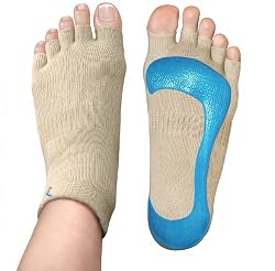 Stick-e Brands Yoga Stick-e Socks (Small, Beige)