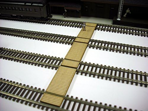 Train Time Laser N Scale Laser Cut Custom Timber Baggage & Passenger Crossing