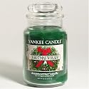 Yankee Candle Christmas Wreath 22oz Jar