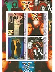 Office Product: The X Files stamp sheetlet for collectors featuring FBI agents Dana Scully and Fox Mulder - Angola / 2002 - Stamps by Stampbank