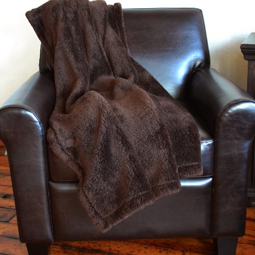 Fluffie Throw by Berkshire Blanket, Chocolate