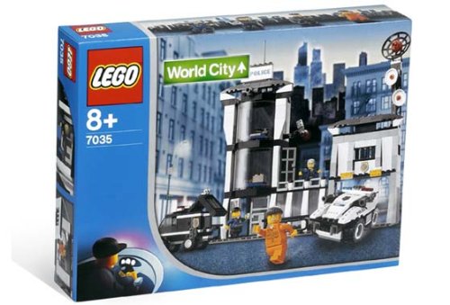 LEGO World City 7035 Police HQ