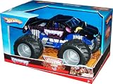 Hot Wheels Monster Jam 1:24 Scale Die Cast Official Monster Truck 2007 Series - PREDATOR with Monster Tires,Working Suspension and 4 Wheel Steering
