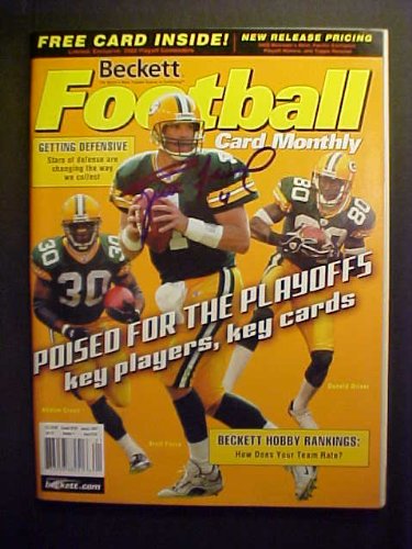 Brett Favre Green Bay Packers Autographed 2002 Beckettt Football Magazine