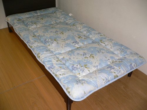 【日本製】 おまかせ柄込み　シングルロング　羊毛混 固綿入り 敷き布団　（ブルー系）　（製造メーカーだからできるこの価格）