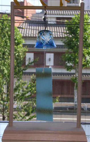 江戸切子 風鈴 ななこ琥珀と水色着せ 台付き
