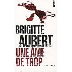 Une �me de trop