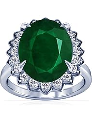 18K White Gold Oval Cut Emerald Ring With Sidestones (GIA Certificate)