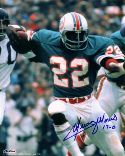 Mercury Morris Autographed/Hand Signed Miami Dolphins 8x10 Photo with 17-0 (Pose 1)