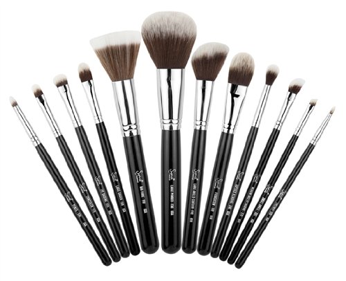 Image #4 of Sigma Beauty Mr.