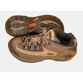 Buy Hi-Tec Scramble Hiking Shoe by var goTwisterProductImageStrings = new Object();goTwisterProductImageStrings['prodImageNotAvailTextNoColor'] = 