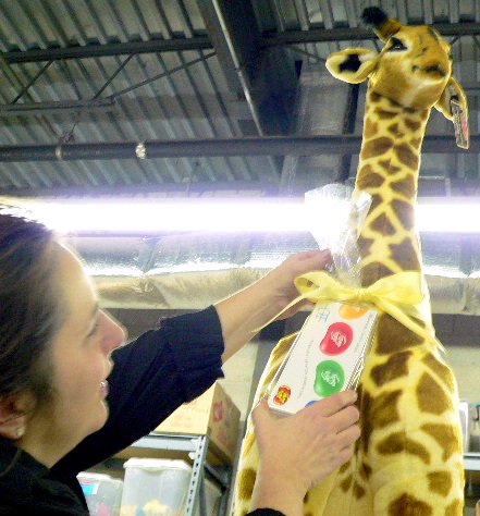 5-FEET-TALL GIANT STUFFED GIRAFFE WITH JELLY BELLY JELLY BEANS - 60-INCHES BIG PLUSH JUMBO GIANT LARGE STUFFED ANIMAL TOY