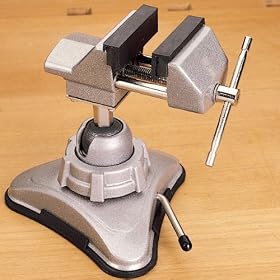 Vacuum Base Vise