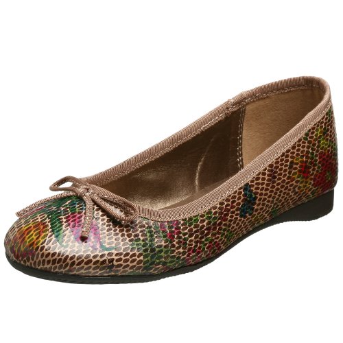 CL by Chinese Laundry Women's Actress Flat from CL by Chinese Laundry