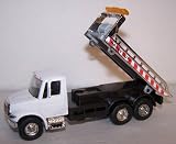1 64 Scale Diecast Metal Rollback Tow Truck in Color White by big lous