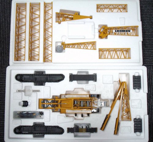 Cover image : LIEBHERR リープヘル 重機 クローラークレーン LR1280