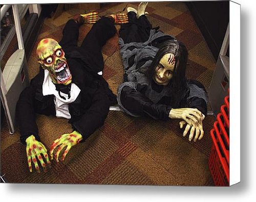 Ive dropped my contact lens Canvas Print / Canvas Art - Artist Hiroko Sakai