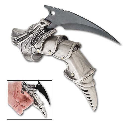Dragon Fang Finger Claw Blade Ring Armor