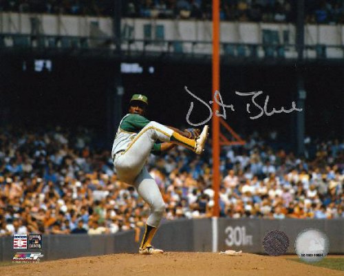 Vida Blue Oakland Athletics - Ptiching - Autographed 8x10 Photograph