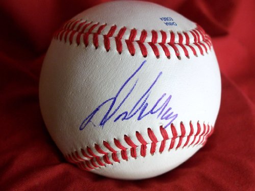 Vicente Padilla Autographed ROLB Baseball, Los Angeles Dodgers, Philadelphia Phillies, Proof Photo of Vicente Signing for Us.