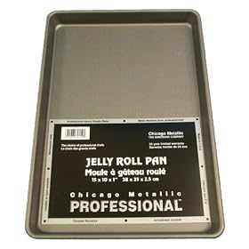 Chicago Metallic Professional True Jelly Roll Pan by Chicago Metallic