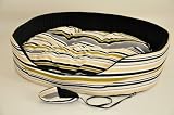 Eigenschaften Nanook-shop24 - Heimtier und Freizeit  / Hundebett Gr. XL 86 x 72 SCHWARZ mit extra hohem Rand