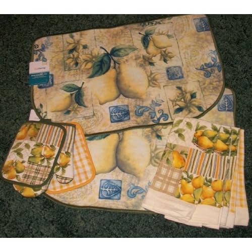 Kitchen With Rug Matching Towels And Pot Holder Kitchen With Rug Matching Towels And Pot Holder