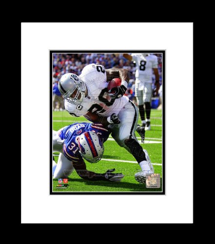 Oakland Raiders Darren McFadden 2011 Action Framed Picture 8x10