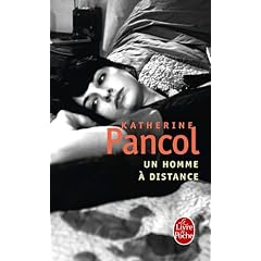 Un homme � distance
