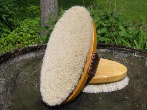 LEGENDS Premium Goat Hair Body Brush