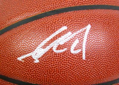Autographed Yao Ming Basketball - Spalding Psa dna - Autographed Basketballs