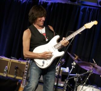 【字幕付・日本版】ジェフ・ベック ライヴ・アット・イリディウム～レス・ポール・トリビュート [Blu-ray]