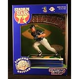 BERNIE WILLIAMS / NEW YORK YANKEES 1998 MLB Stadium Stars Starting Lineup Deluxe 6 Inch Figure with Custom Display Base