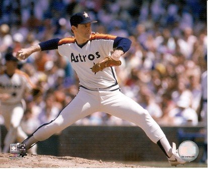 Nolan Ryan Houston Astros Pitching 8x10 Photo