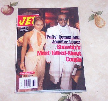 Jet Magazine September 4, 2000 'Puffy Combs' and Jennifer Lopez