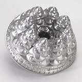 Nordic Ware Holiday Bundt Tree Pan